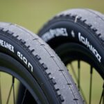 Hutchinson ou Michelin : lequel de ces pneus dominera le marché du vélo en 2026 ?