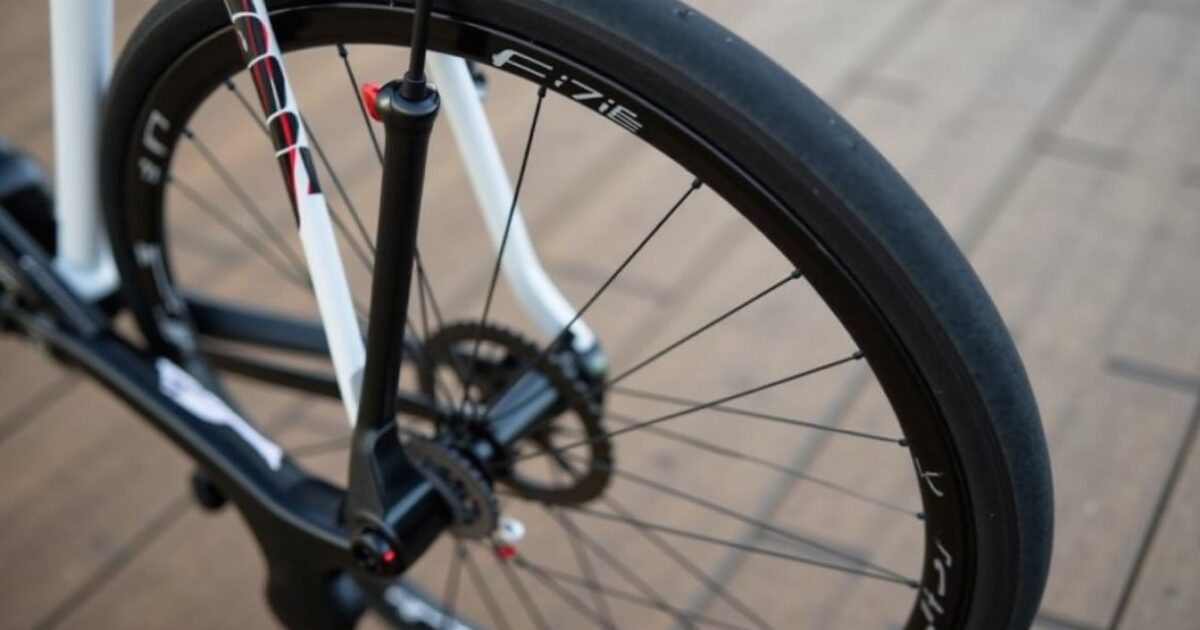Fizik ou Selle Italia : quelle selle vélo dominera le marché en 2026 ?