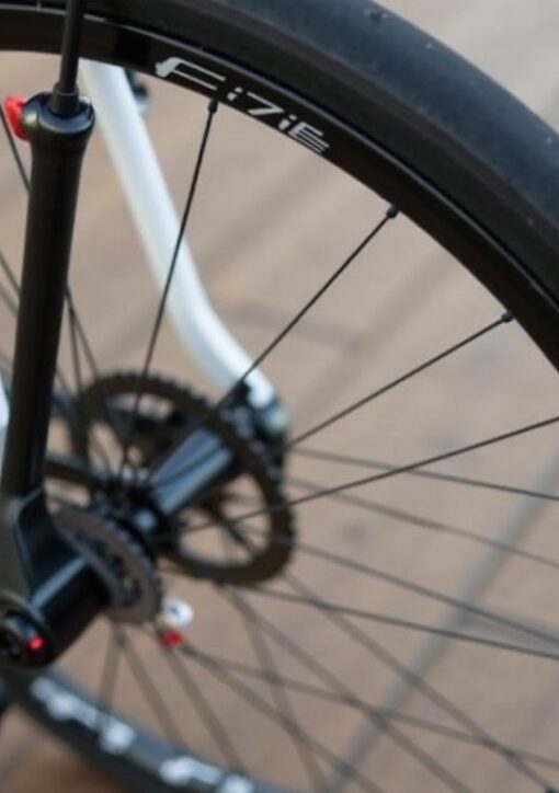 Fizik ou Selle Italia : quelle selle vélo dominera le marché en 2026 ?